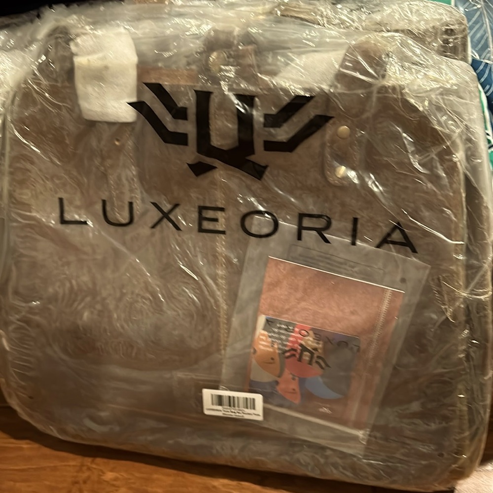 Lucretia No Pocket Tote